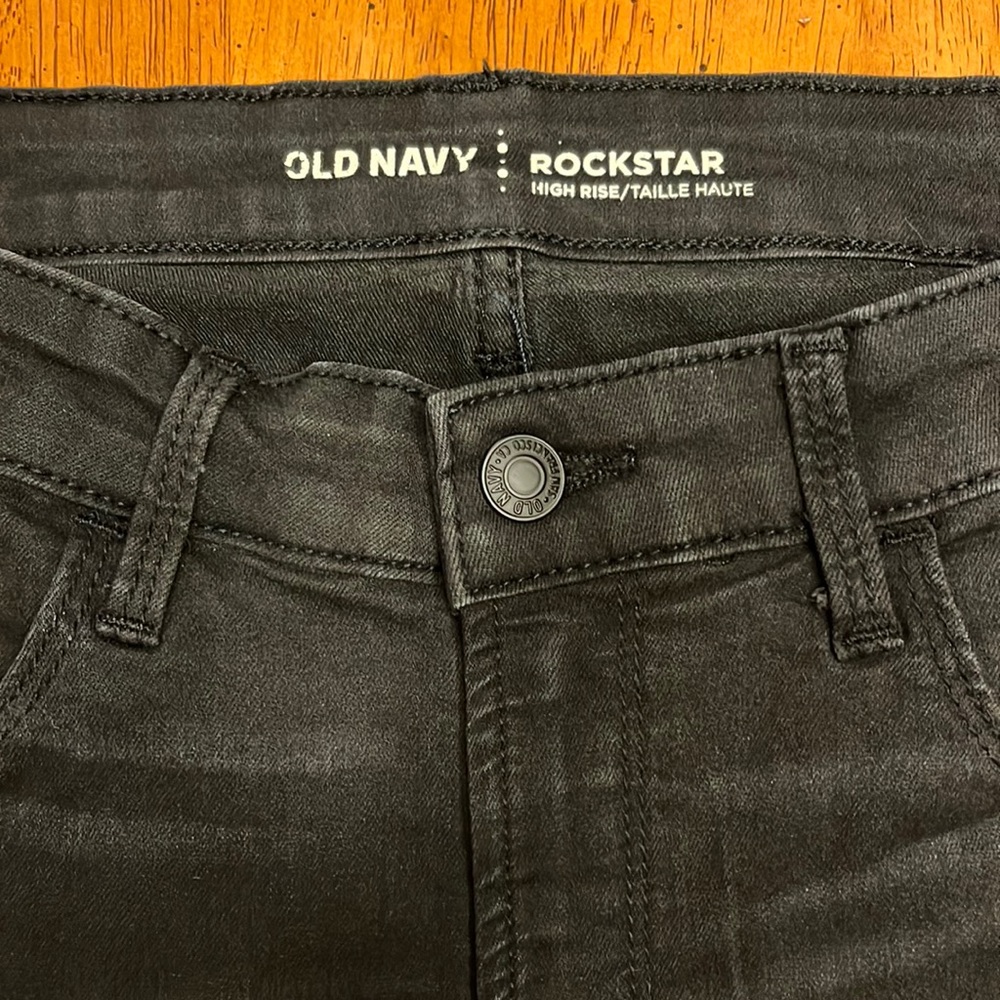 Old Navy High Rise Rockstar Skinny Jeans